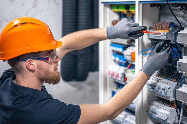 Best Local Electrician Companies  in West Yarmouth, MA